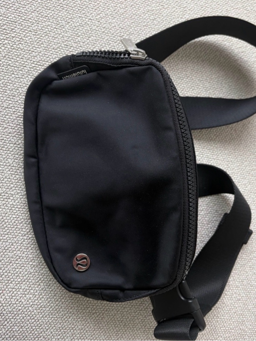 Black lululemen Belt Bag - Sleek Everyday Crossbody